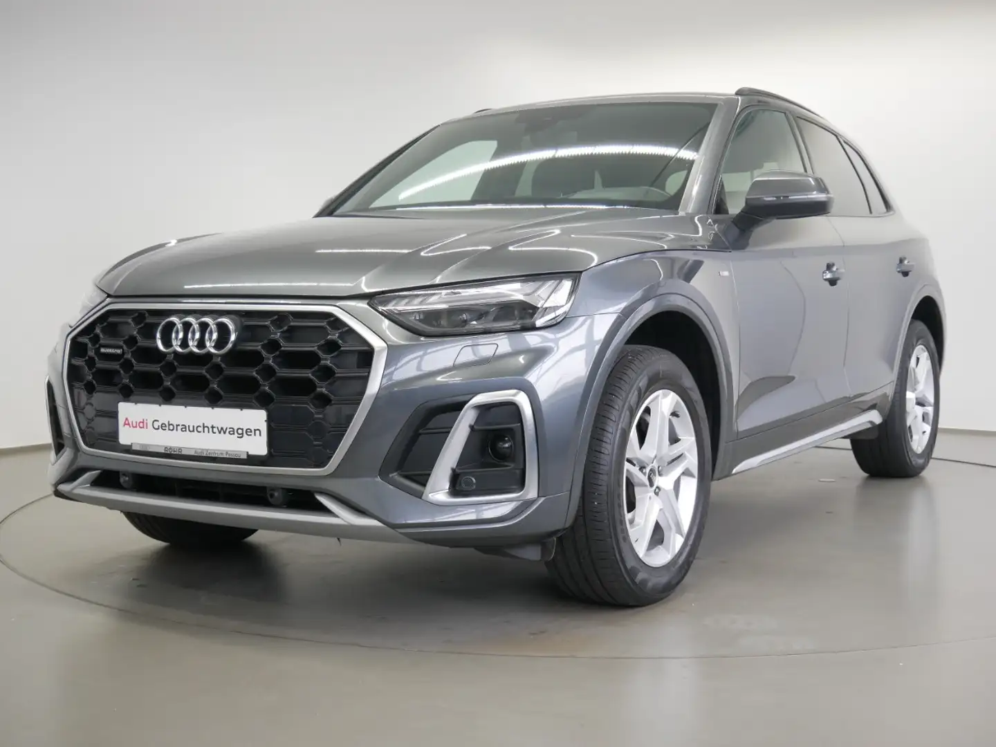 Audi Q5 40 TDI quattro S tro. S line MATRIX AHK HEAD-UP Grigio - 2