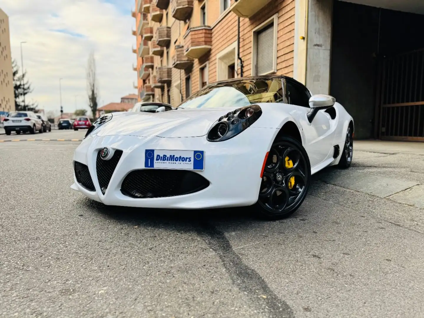 Alfa Romeo 4C 1750 TBi SPIDER UNIPROP/UFFICIALE/FULL KM 15000! Bílá - 1