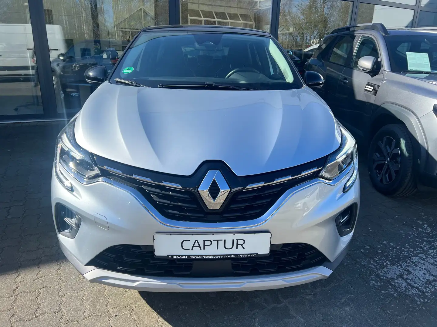Renault Captur TCe 90 INTENS Zilver - 2