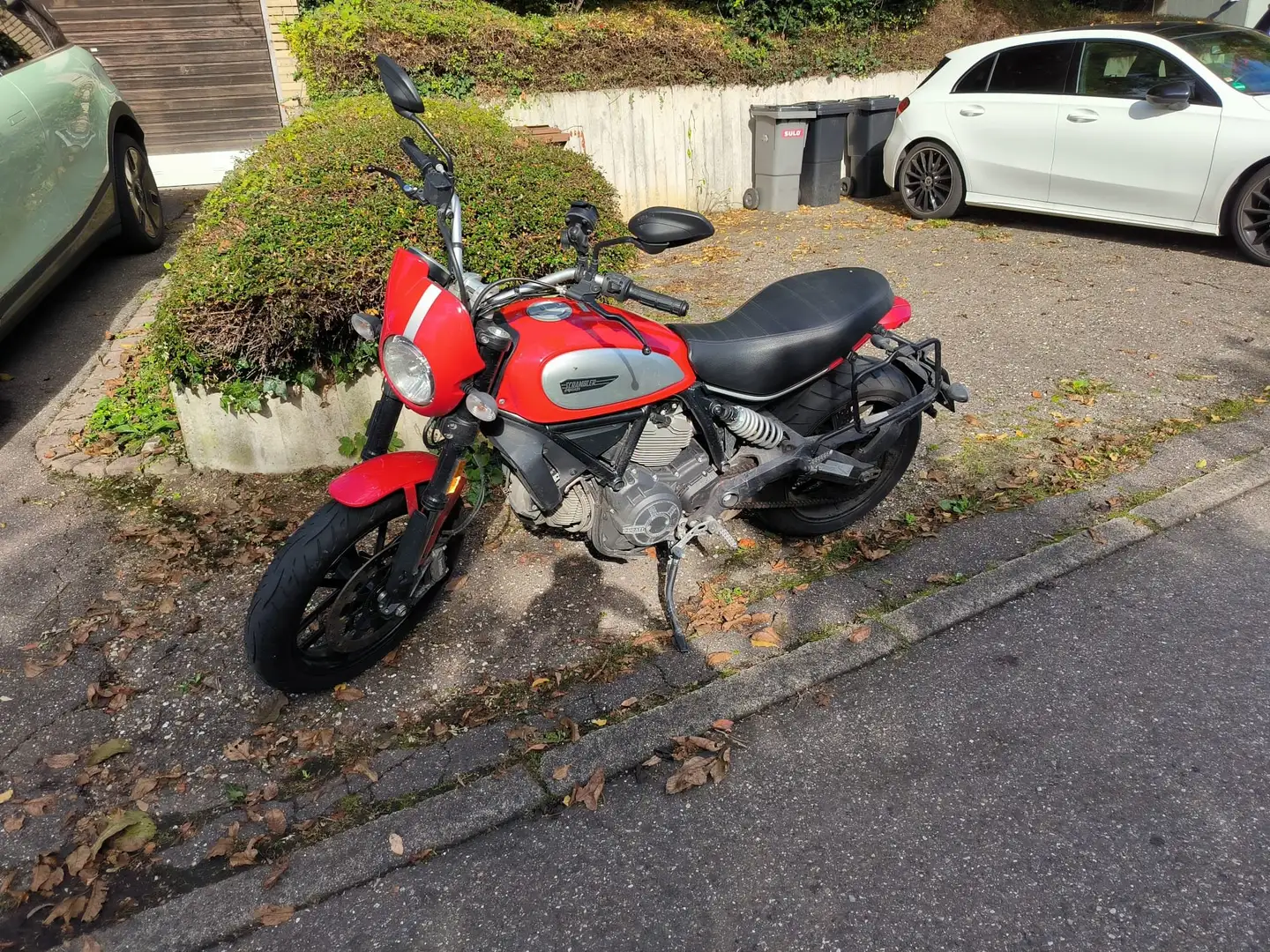 Ducati Scrambler ICON 800 in Ducati Rot Roşu - 1