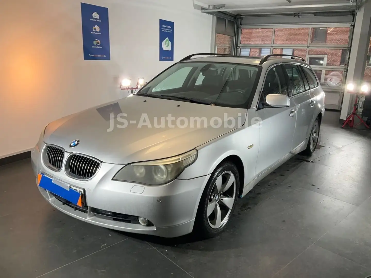 BMW 530 d E61*Automatik*3.Hand*SHZ*Panorama*TÜV26*DE Ezüst - 2