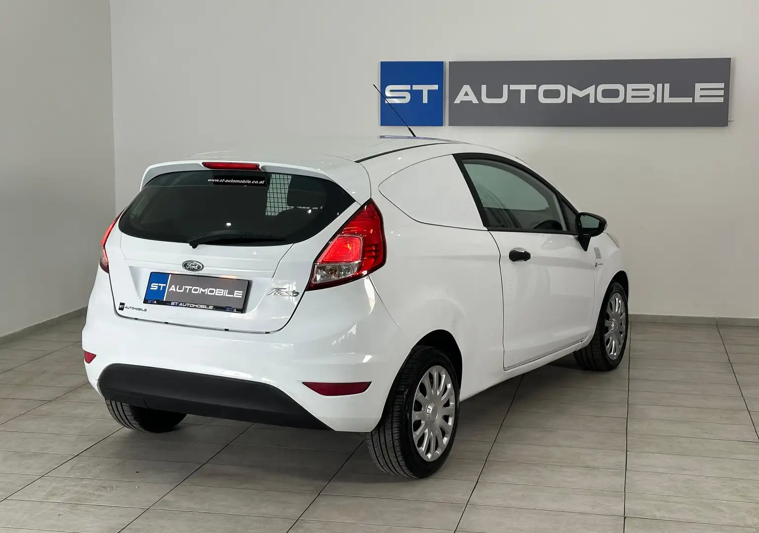 Ford Fiesta Van // 1.BESITZ // KLIMA // NETTO : 5.825-- Weiß - 2