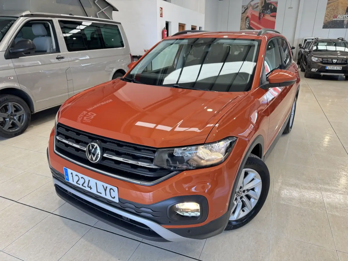 Volkswagen T-Cross 1.0 TSI Advance 81kW Orange - 1
