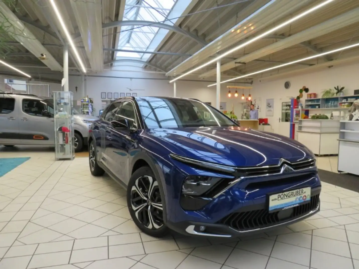 Citroen C5 X Shine Pack Hybrid 225 e-EAT8 Grau - 2