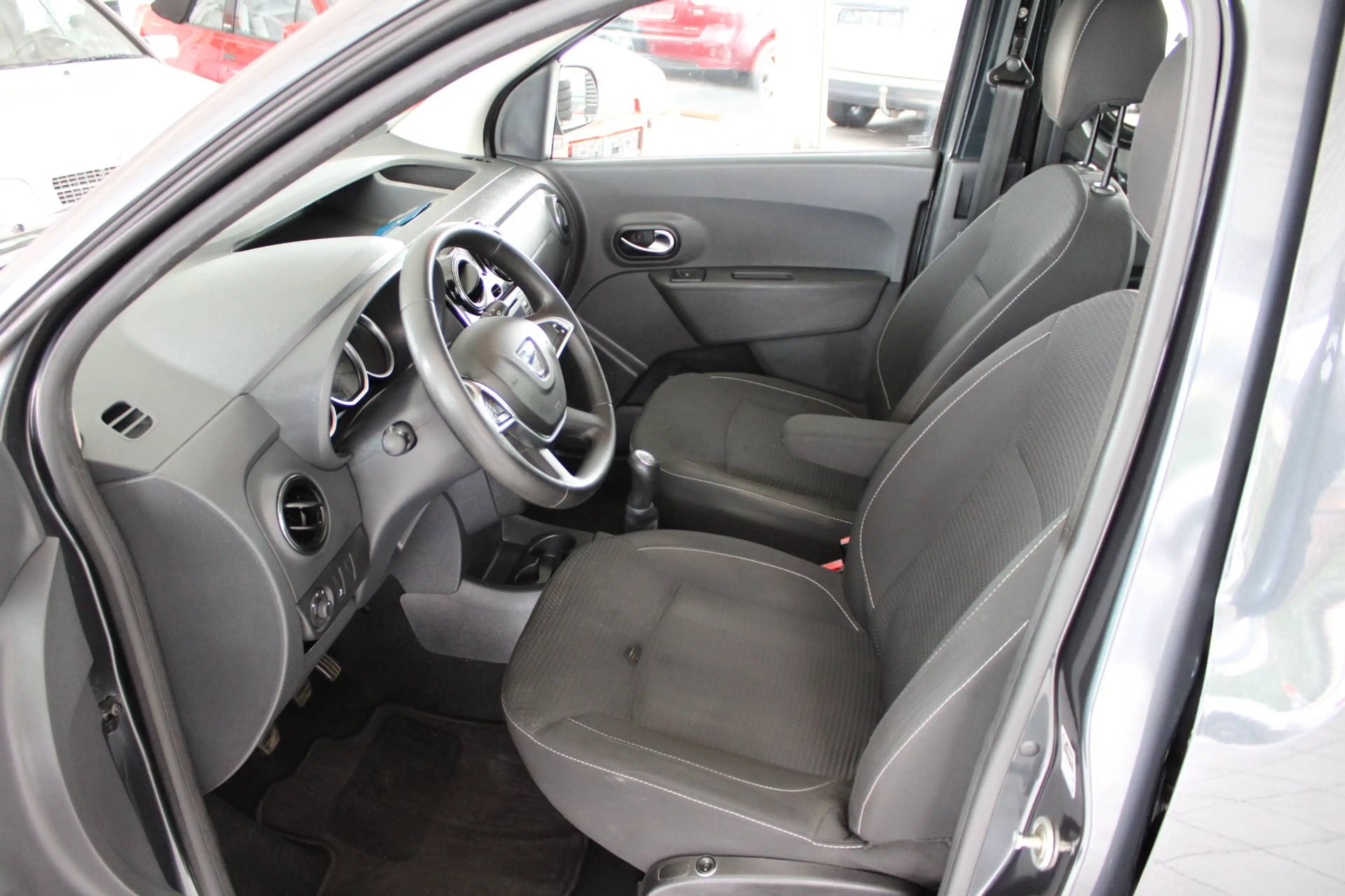 Dacia Dokker Comfort — photo 9