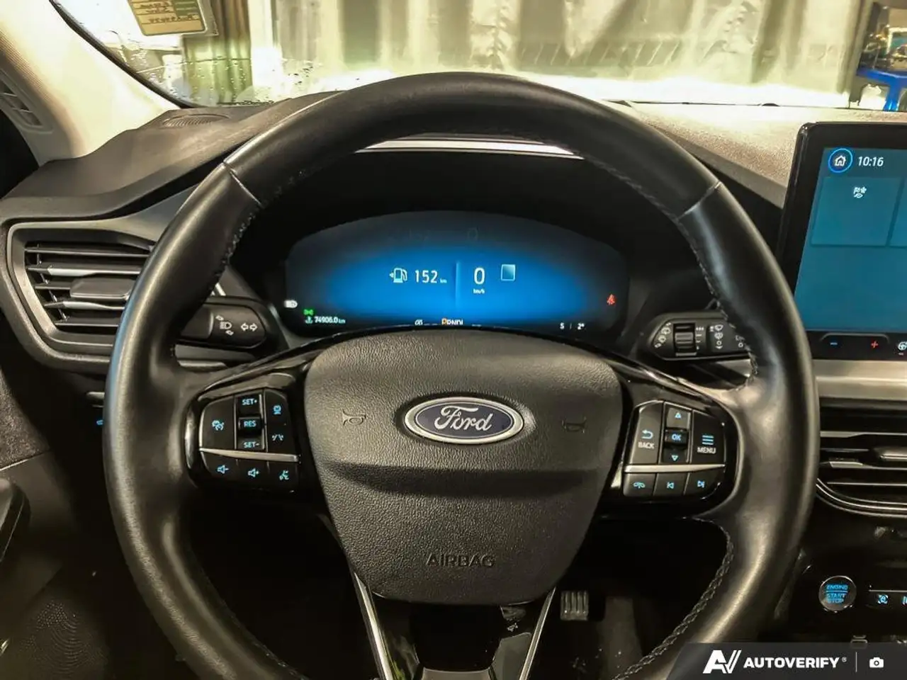 Ford Escape снимка Ford Escape