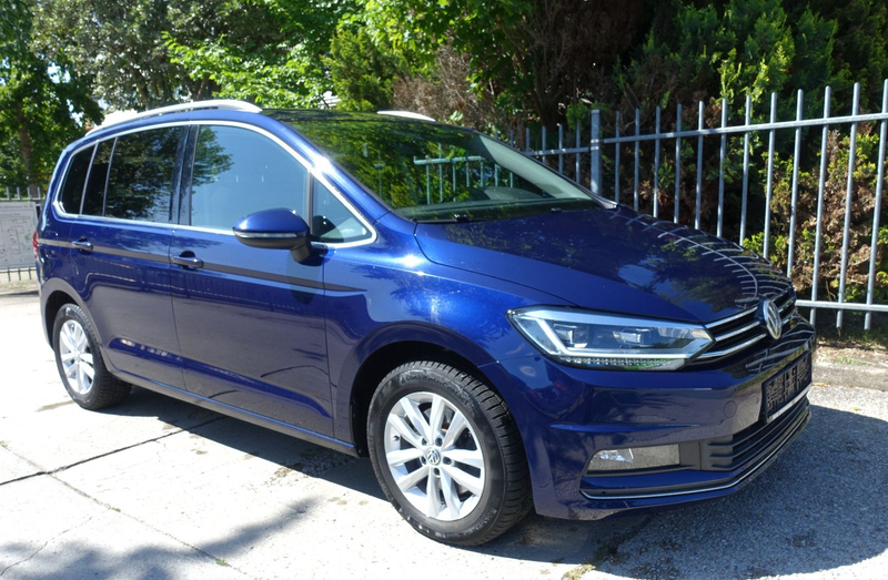 Volkswagen Touran 2.0 TDI DSG Highline*7Sitze*ALCANTARA*AHK*LED*NAVI — photo 2