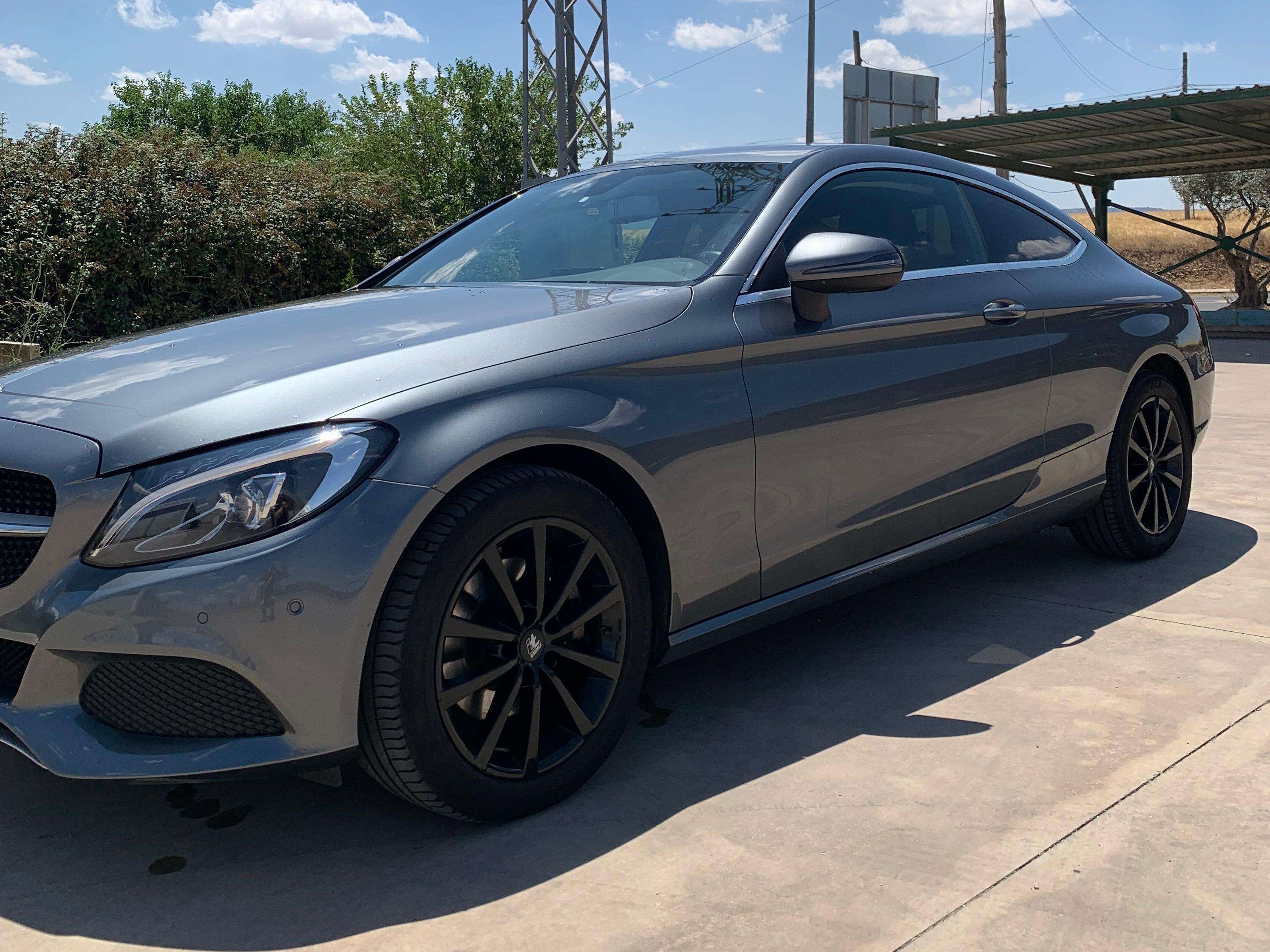 Mercedes-Benz 220 125W - foto 1