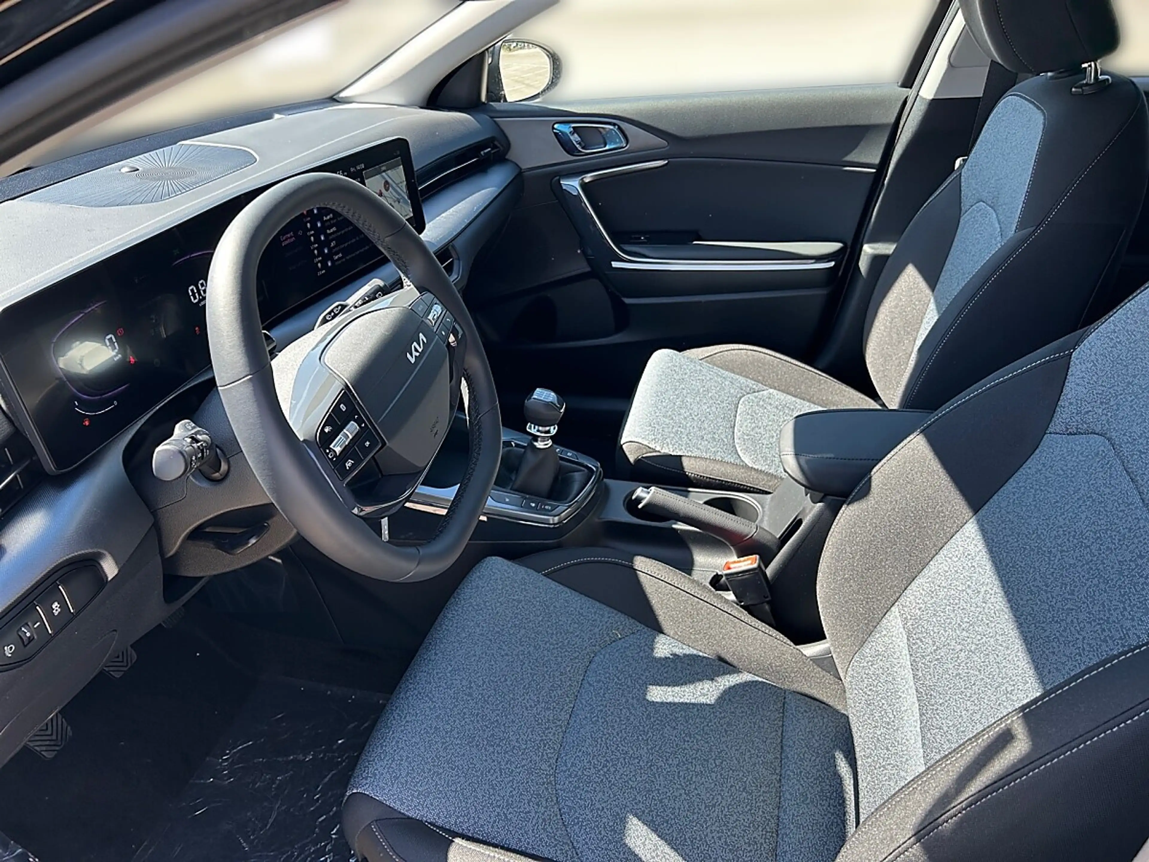 Kia XCeed Xceed SILBER 1,0 TGDI MT6 NEU MY2027 — photo 9