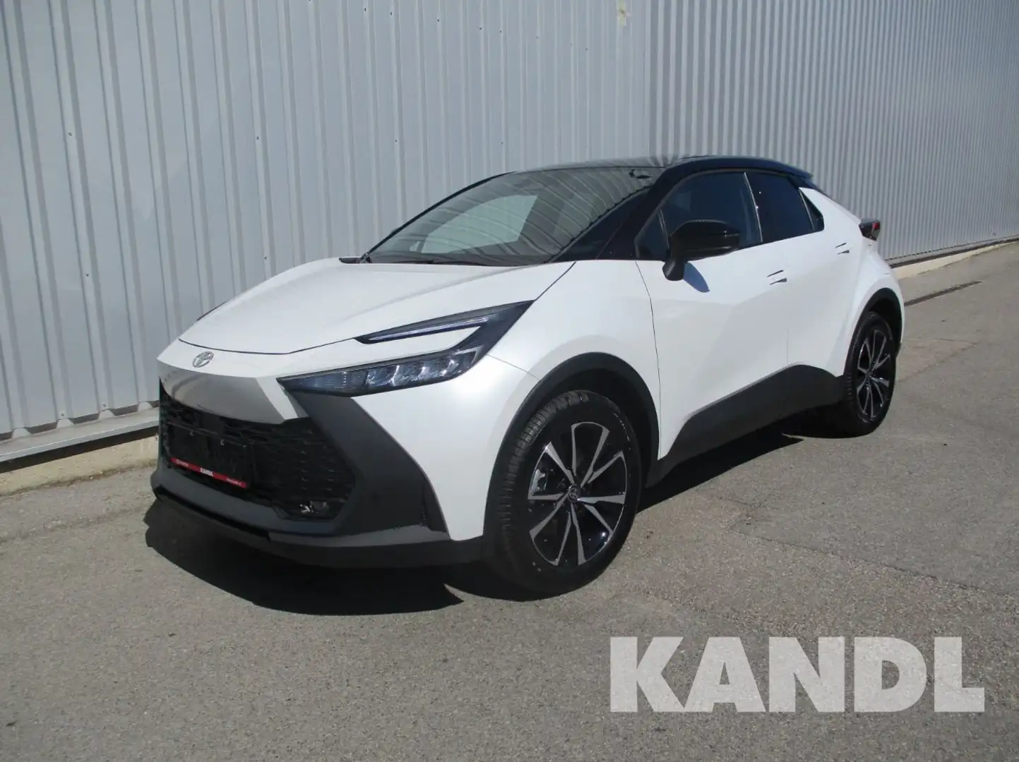 Toyota C-HR 2,0 HSD PLUGIN ACT.DR.2WD ACC+SHZ+2xKlima Weiß - 1