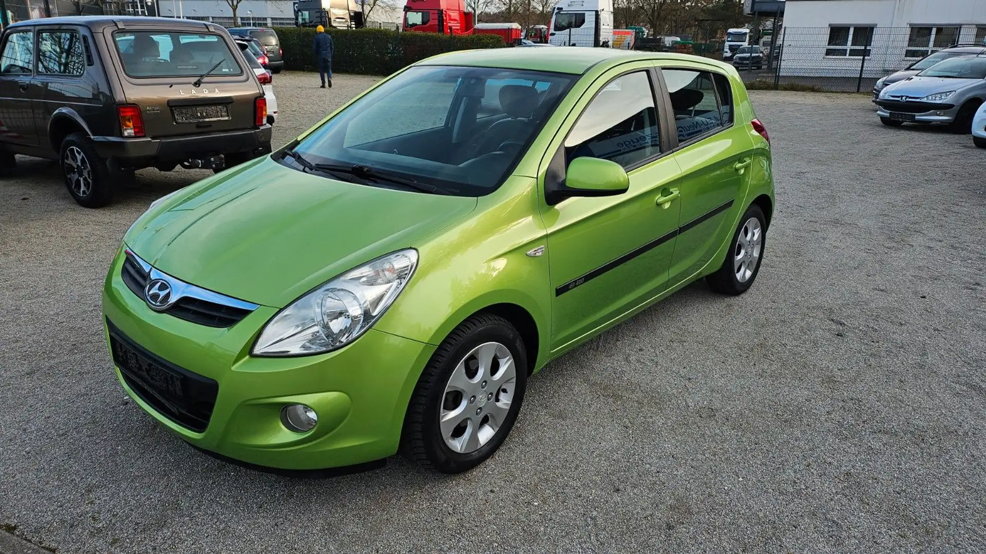 Hyundai i20 Style-Automatik Groen - 2