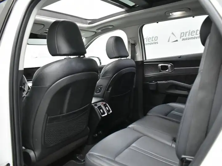 Kia Sorento 2024, foto 31