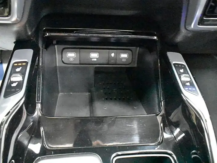Kia Sorento 2024, foto 20