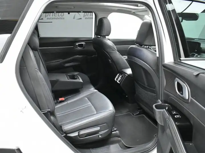 Kia Sorento 2024, foto 40
