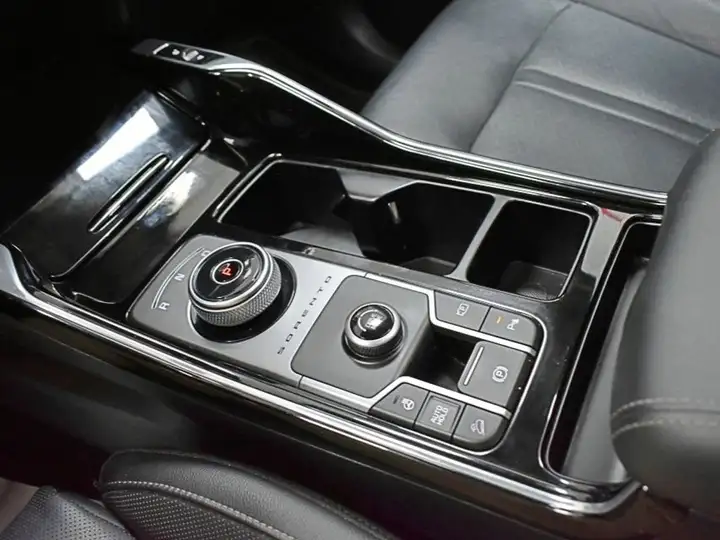 Kia Sorento 2024, foto 18