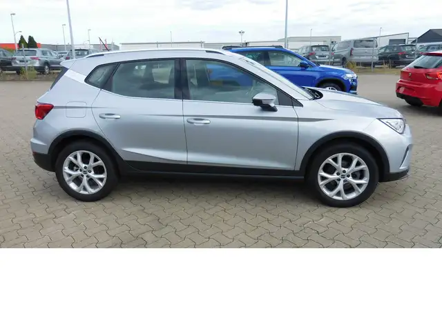 Seat Arona view 2