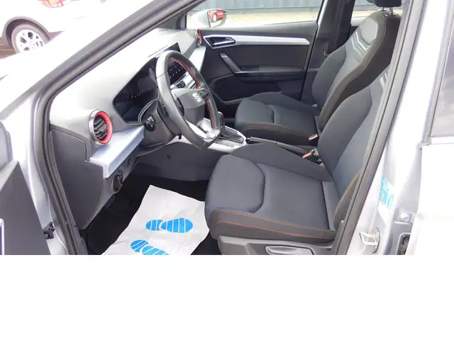 Seat Arona view 10