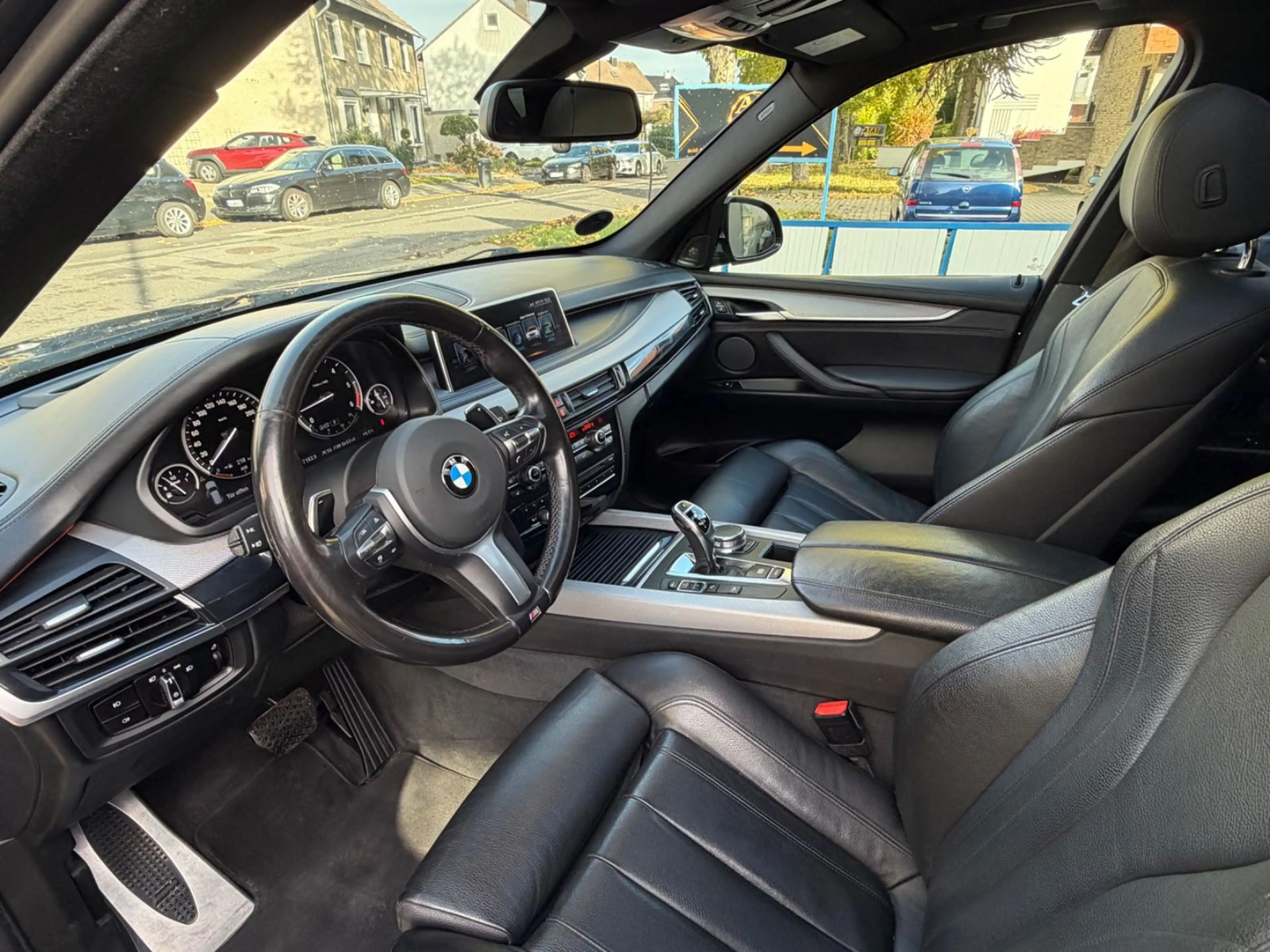 BMW X5 M50 d /// M Sport Paket /// 1 Hand /// — photo 11