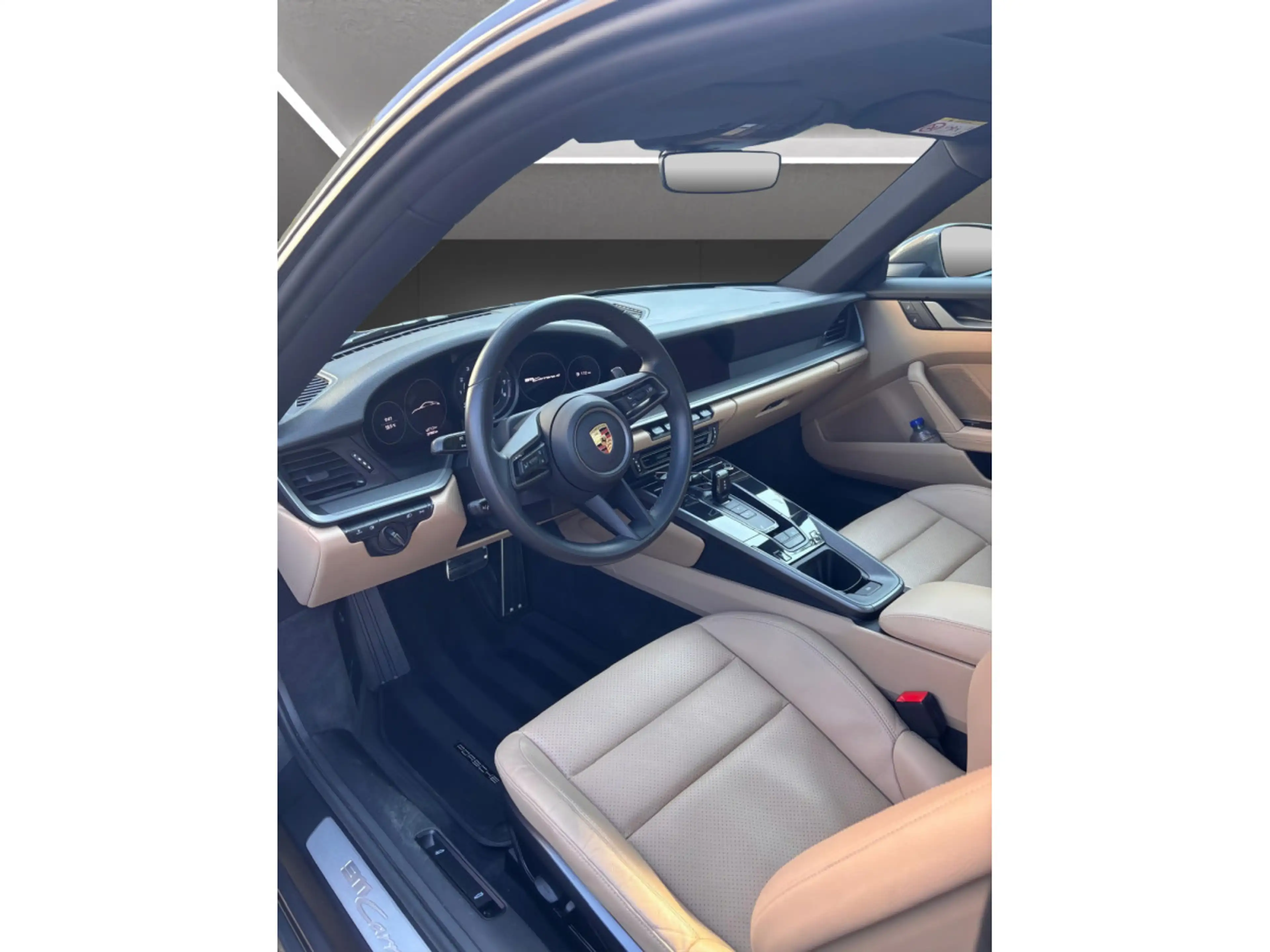 Porsche 911 992 CARRERA 4 — photo 4