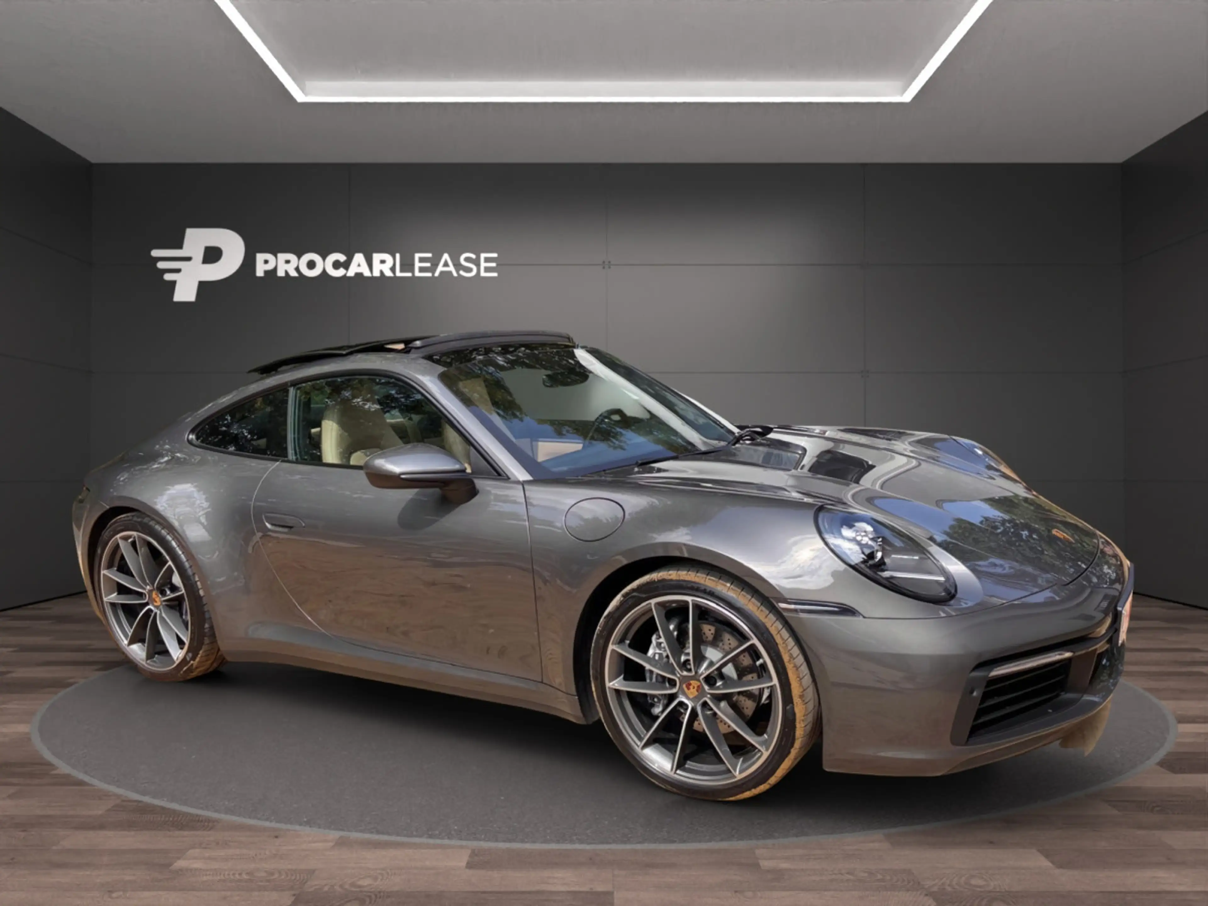 Porsche 911 992 CARRERA 4 — photo 2