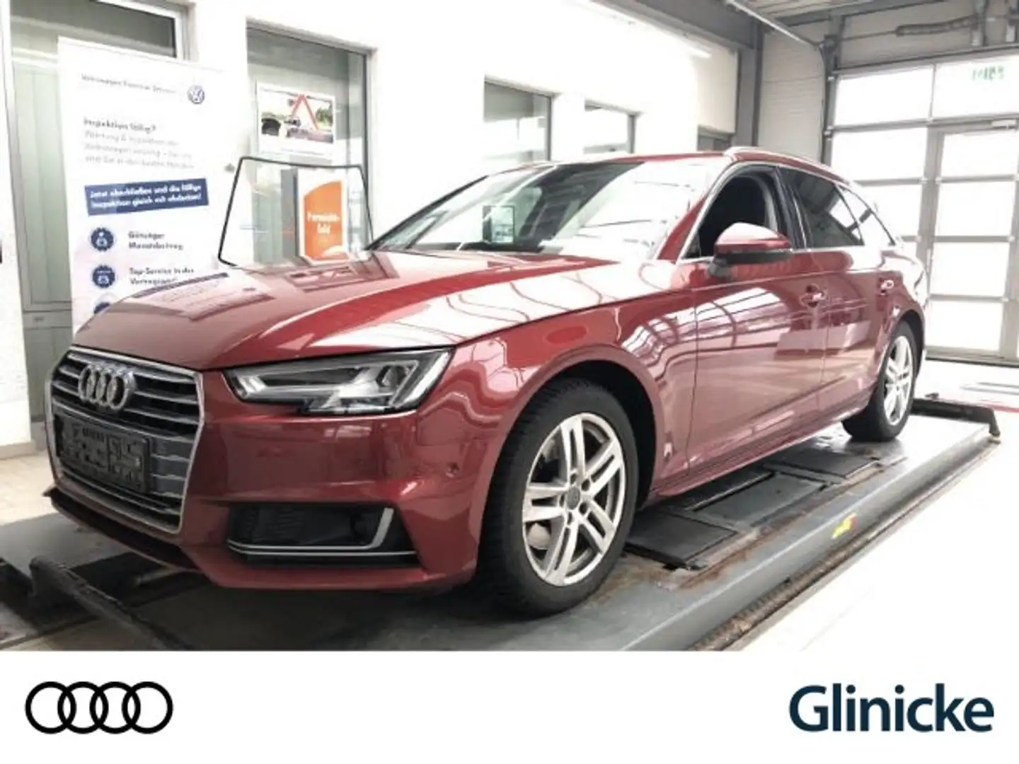 Audi A4 2.0 TFSI Avant sport ultra Rot - 1