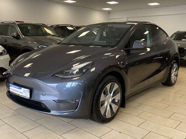 Imagine Tesla Model Y Long Range Dual AWD*Pano*R-Cam*Leder*SHZ