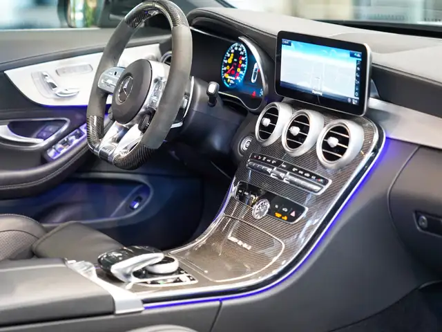 Mercedes-Benz C-Class view 14