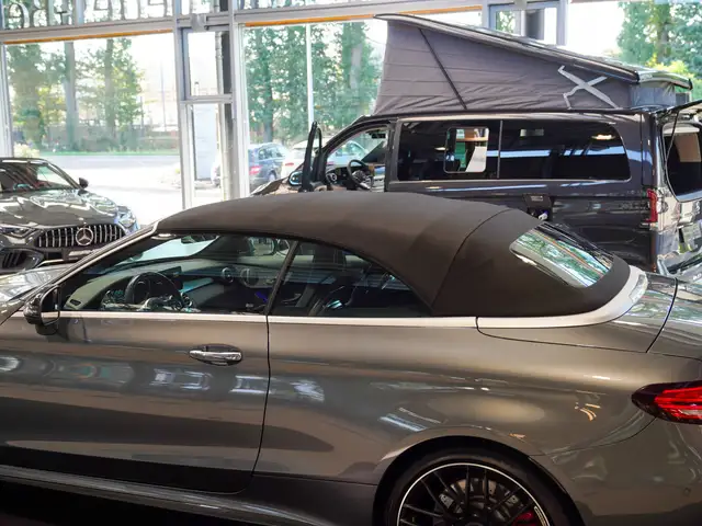 Mercedes-Benz C-Class view 2