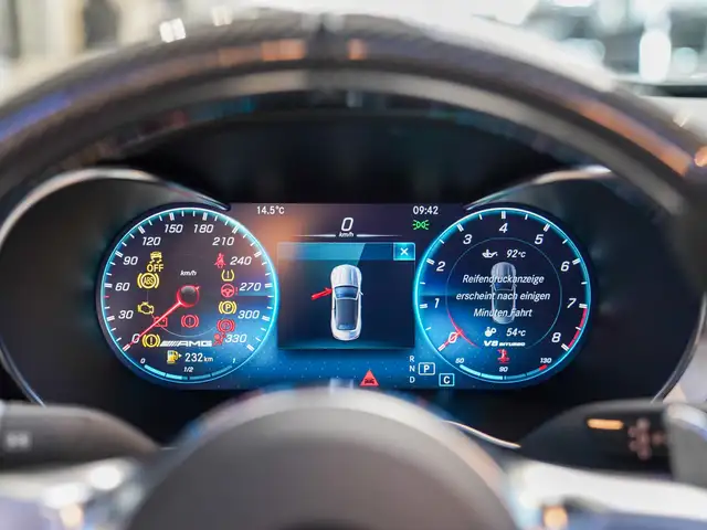 Mercedes-Benz C-Class view 20