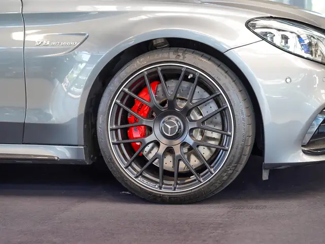 Mercedes-Benz C-Class view 3