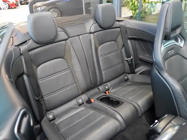 Mercedes-Benz C-Class view 16