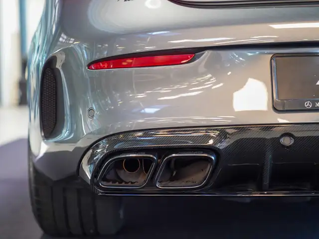 Mercedes-Benz C-Class view 7