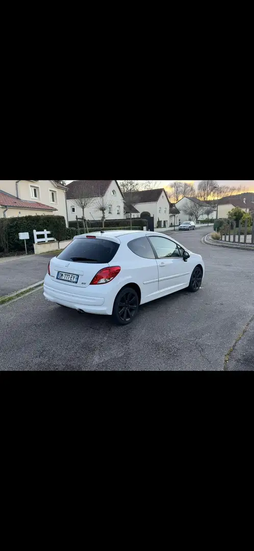 Peugeot 207 1.6 THP 156ch Féline - 1