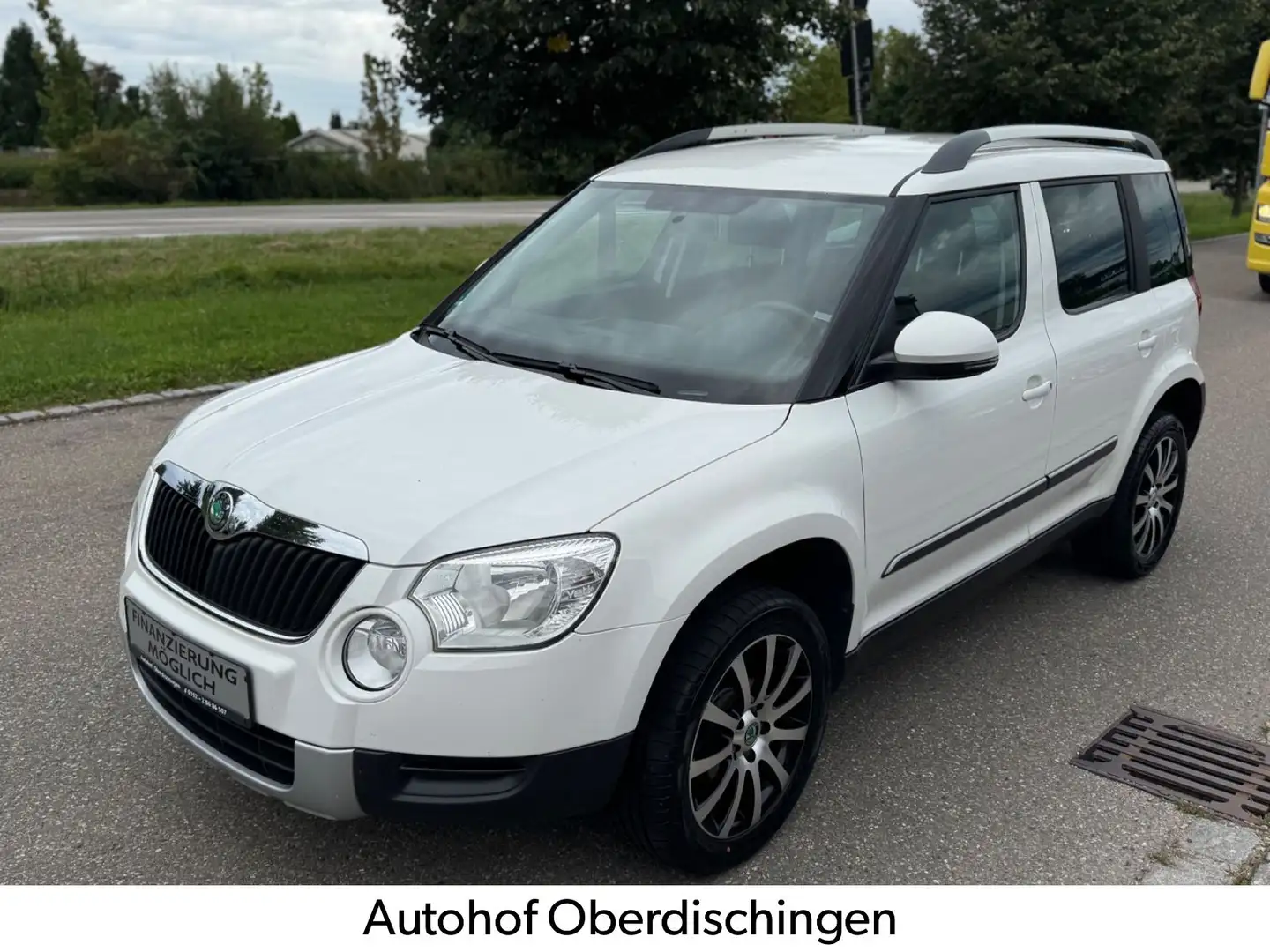 Skoda Yeti 1.2 TSI Adventure Weiß - 1