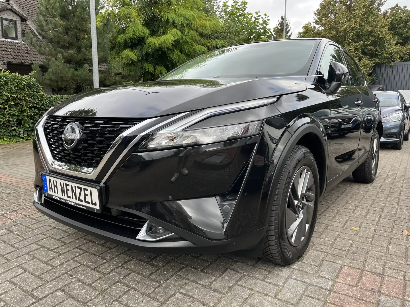 Nissan Qashqai 1.3 DIG-T MHEV Acenta, LED, Navi, Winterp. Noir - 1
