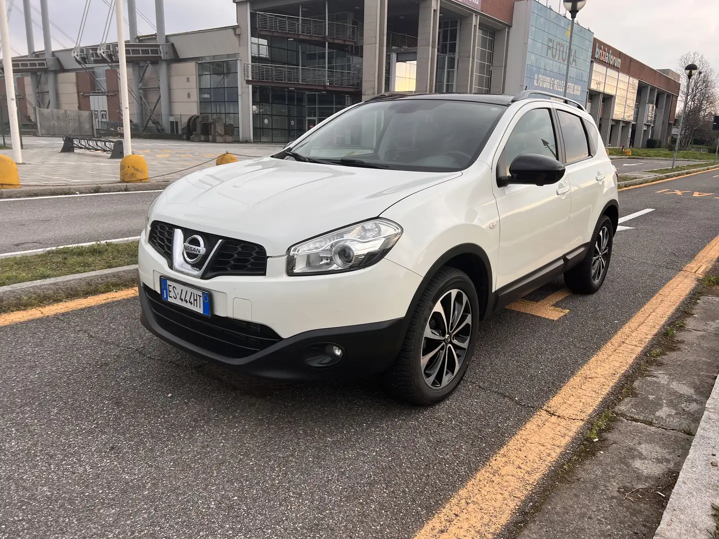 Nissan Qashqai 1.6 dci 360 4x4 - 1
