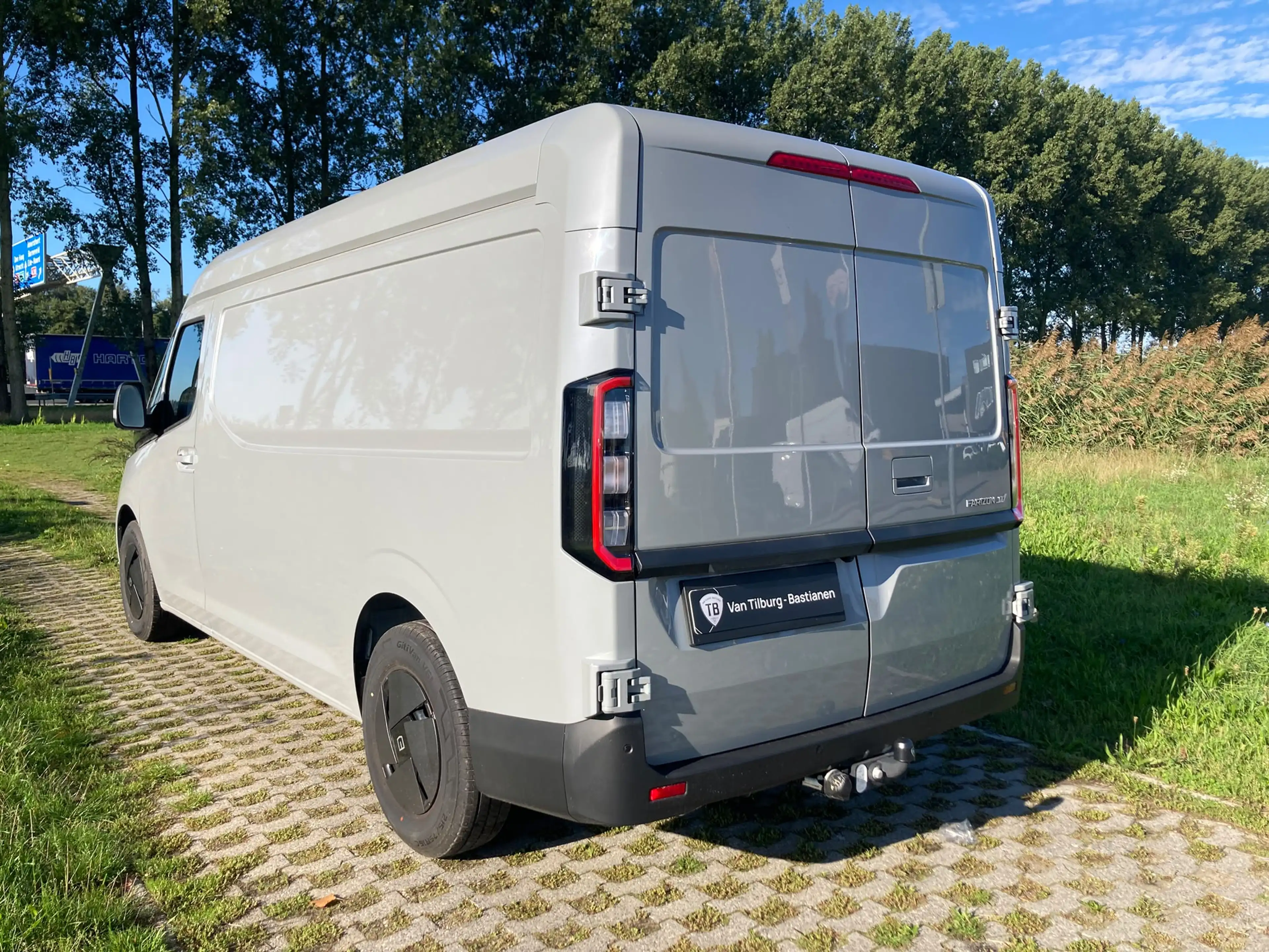 Farizon SV 83KWh L2H2 — photo 2