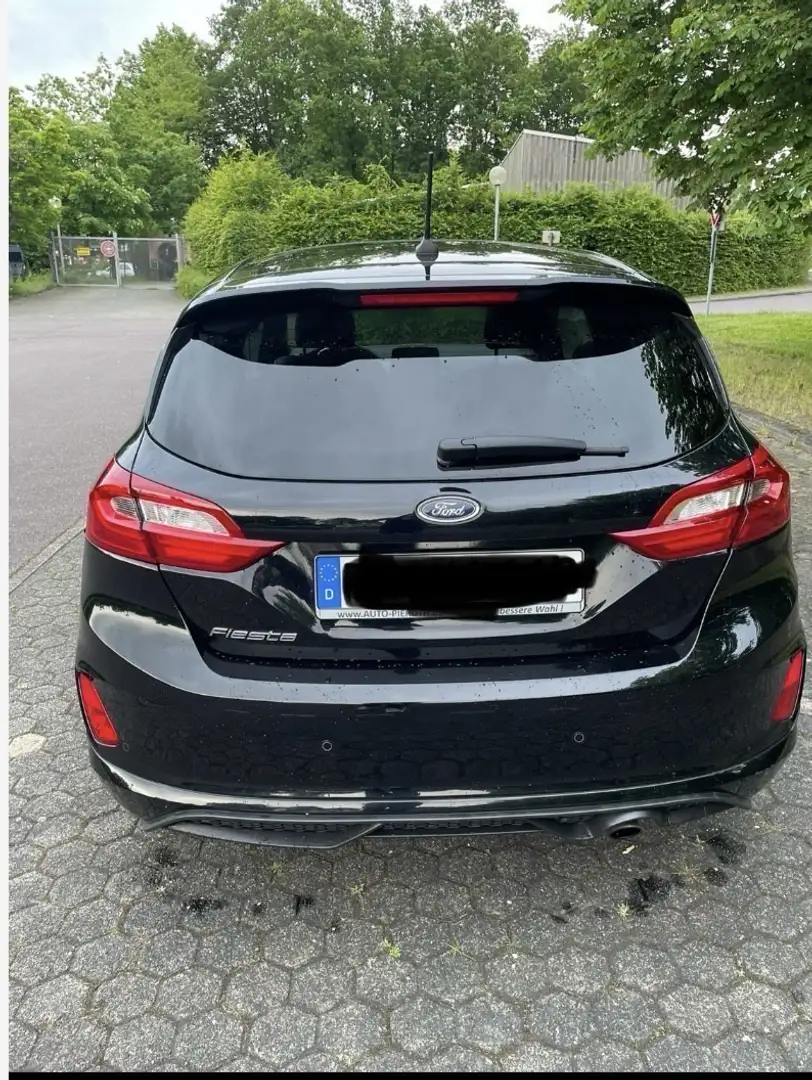 Ford Fiesta ST-Line Schwarz - 2