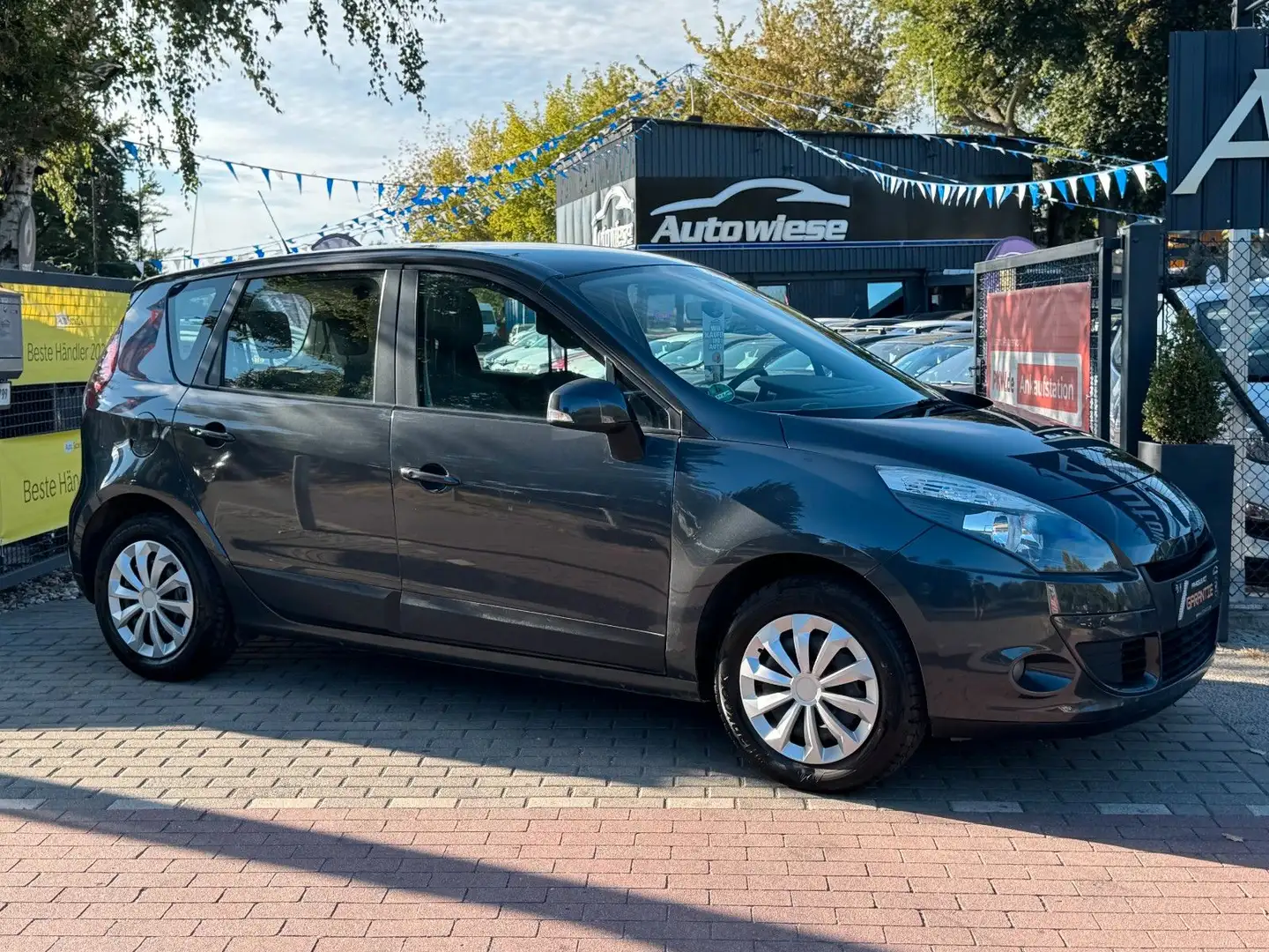 Renault Scenic III TomTom Edition 1.6*Klima*Tempomat*PDC Grau - 1