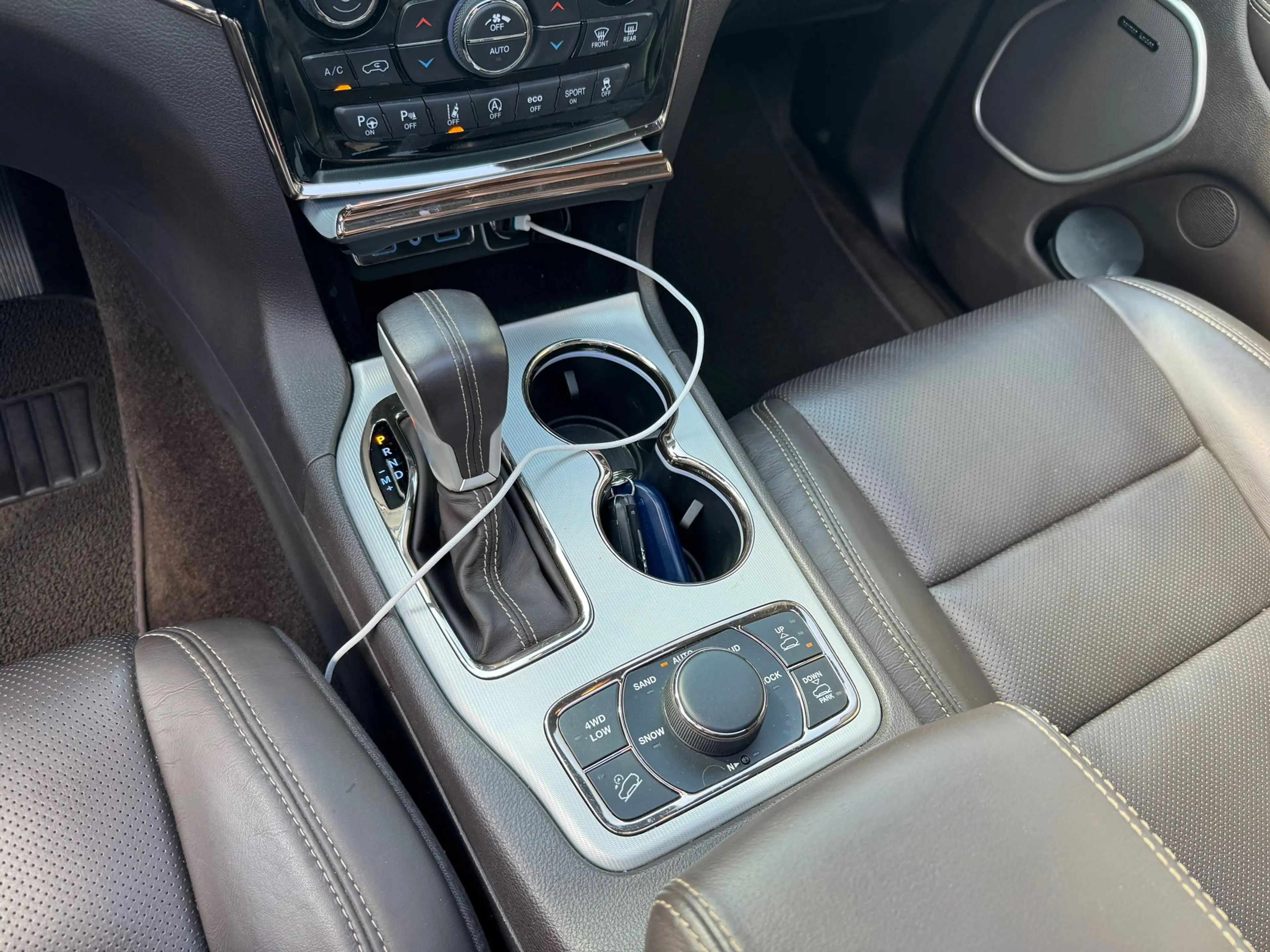 Jeep Grand Cherokee Summit- 4x4 Grijs kenteken-PANO — photo 22