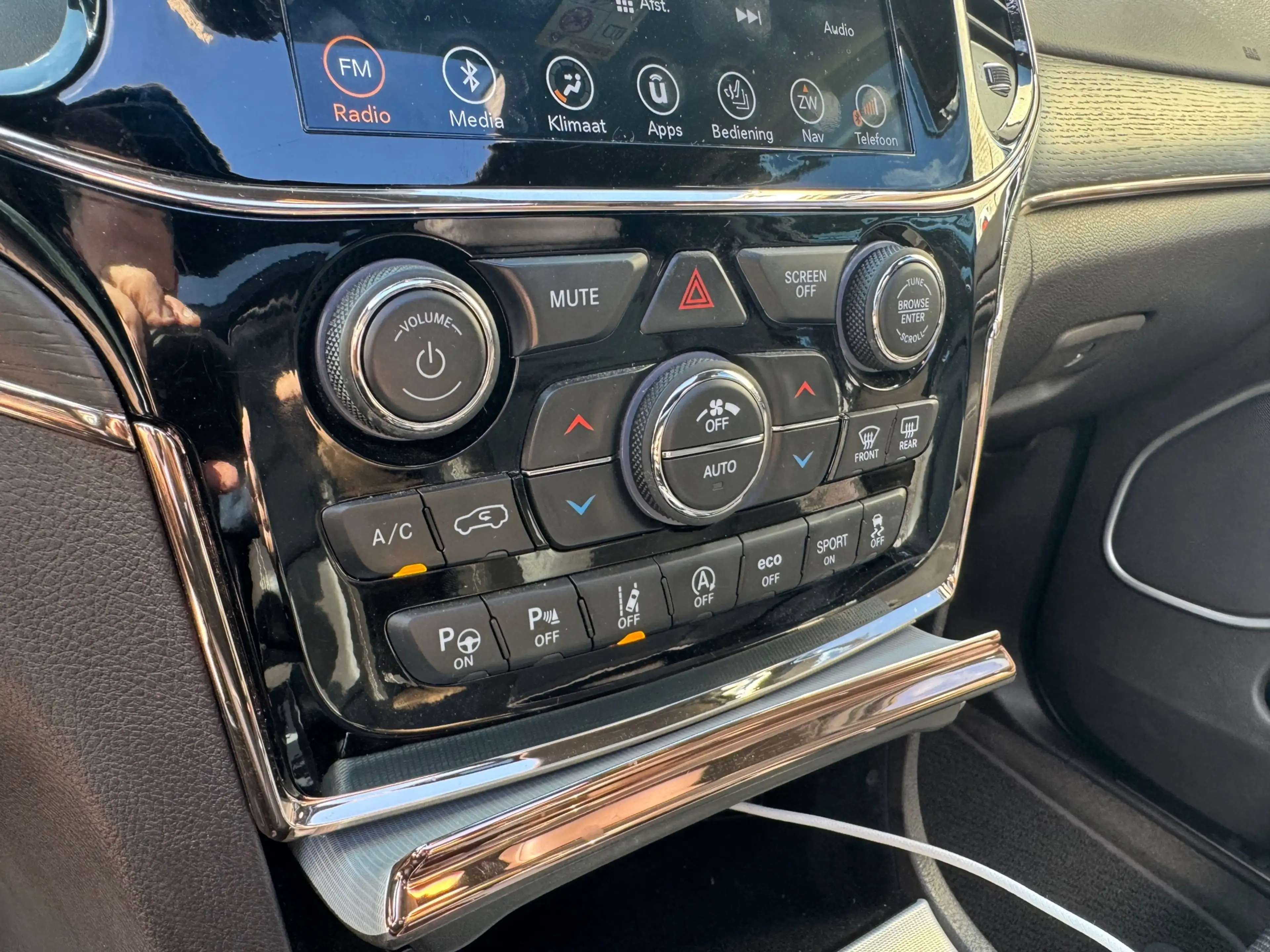 Jeep Grand Cherokee Summit- 4x4 Grijs kenteken-PANO — photo 28