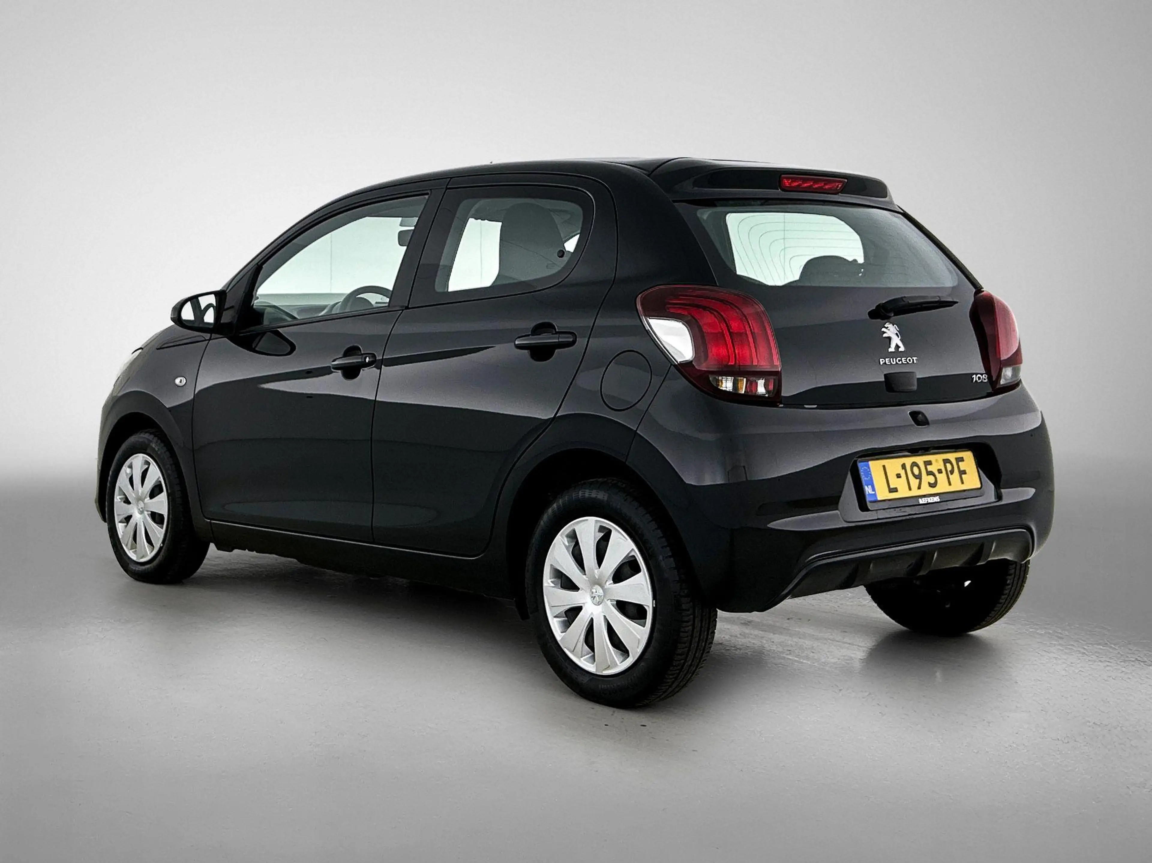 Peugeot 108 Active 1.0 e-VTi 72pk | Navigatie via Apple Carpla — photo 3