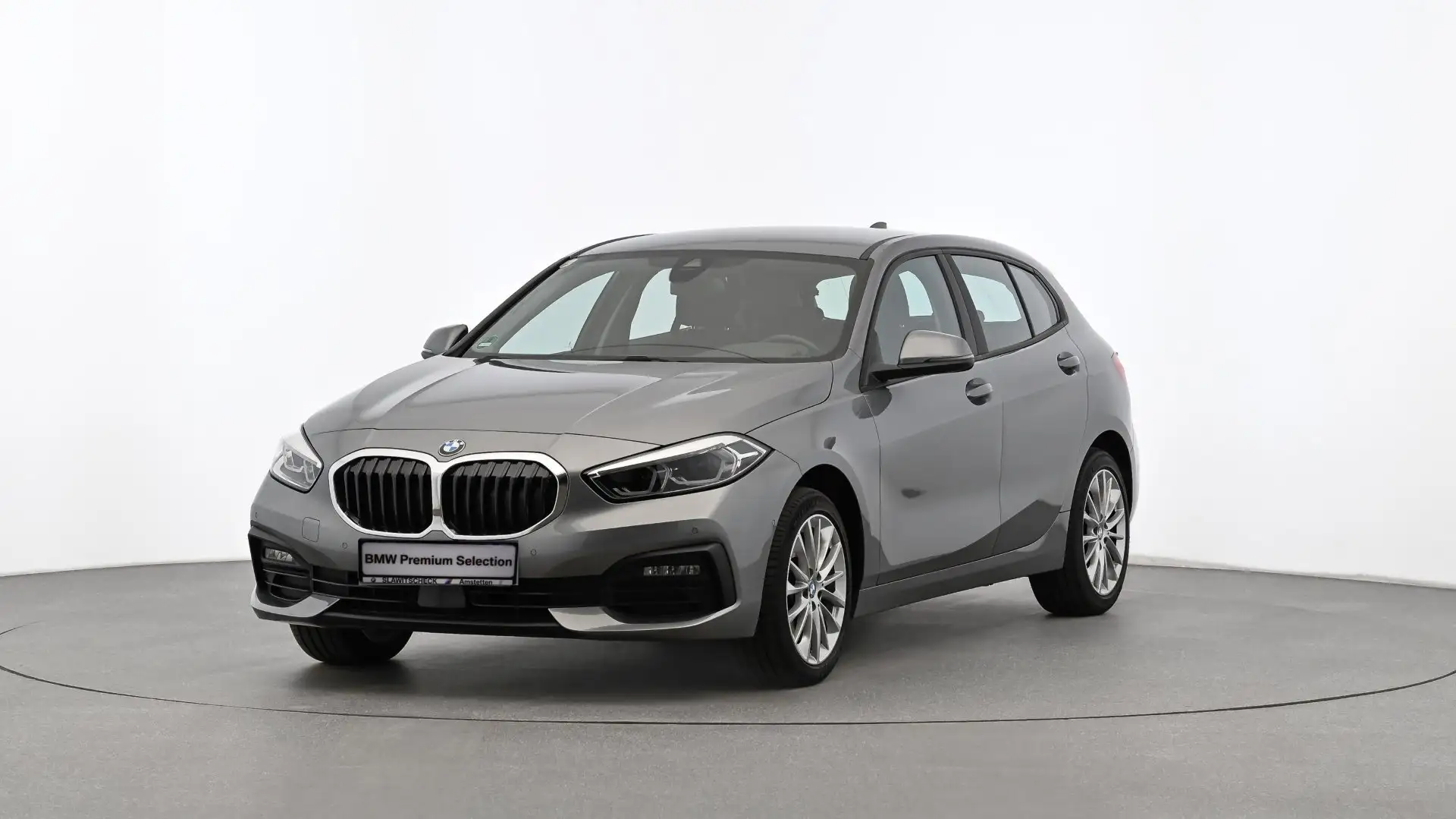 BMW 120 d xDrive F40 Grau - 1