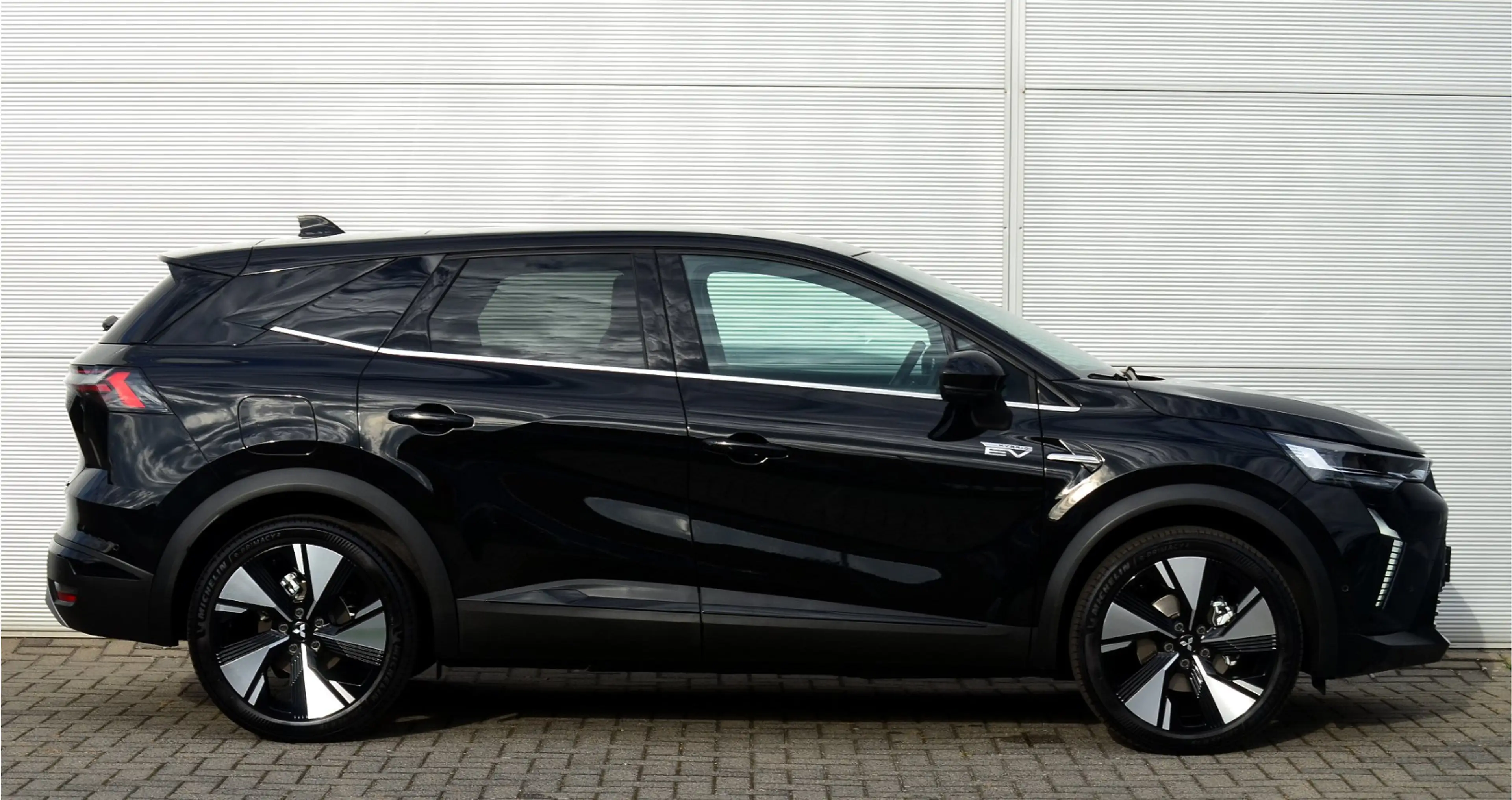 Mitsubishi Grandis HEV 1.8 A/T INSTYLE | FULL HYBRID | FULL OPTIONS | — photo 12