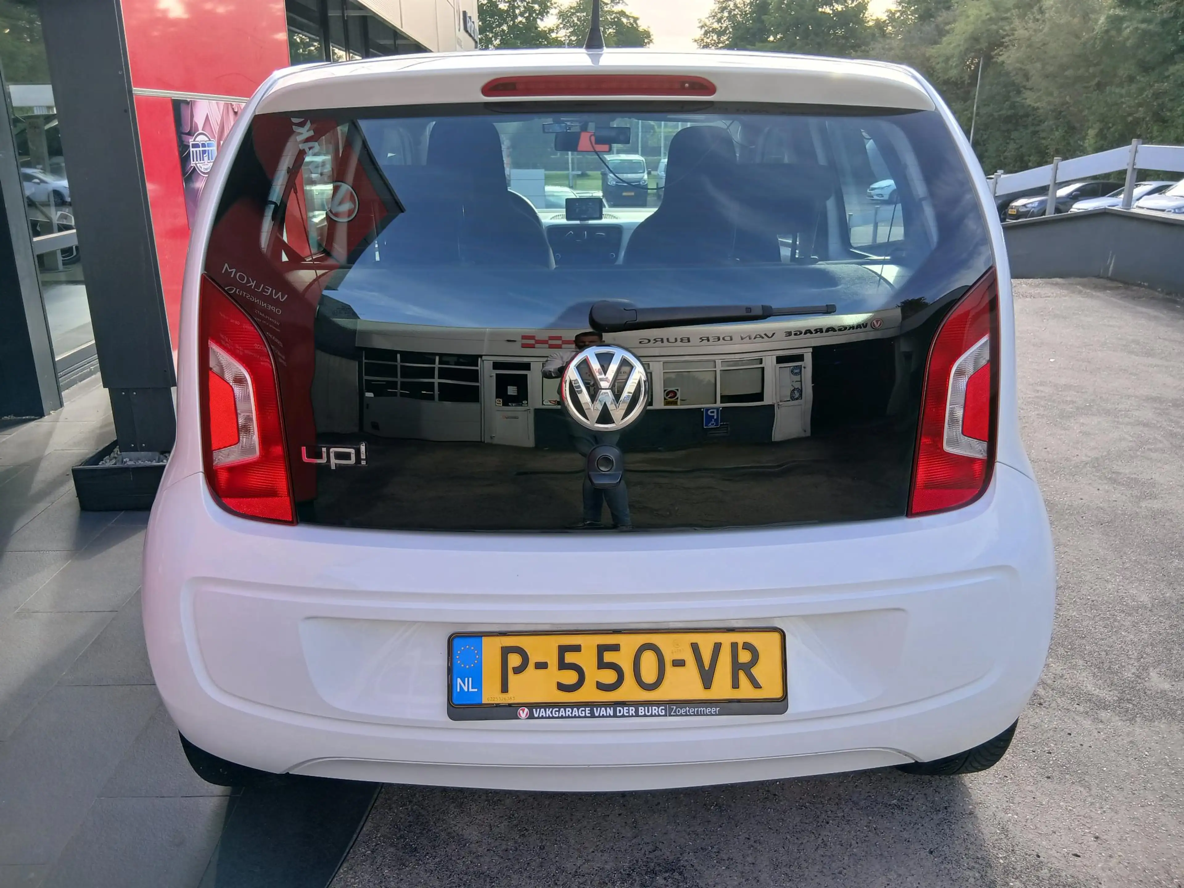 Volkswagen up! 1.0 BMT up! beats — photo 6