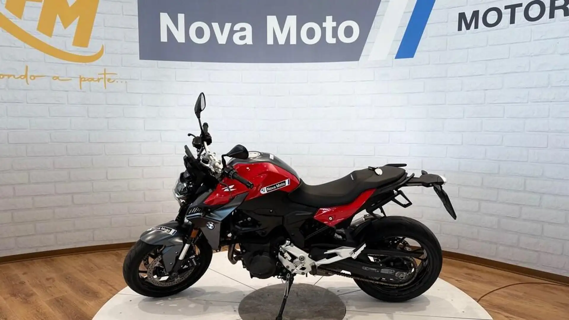 BMW F 900 R Abs Rouge - 1