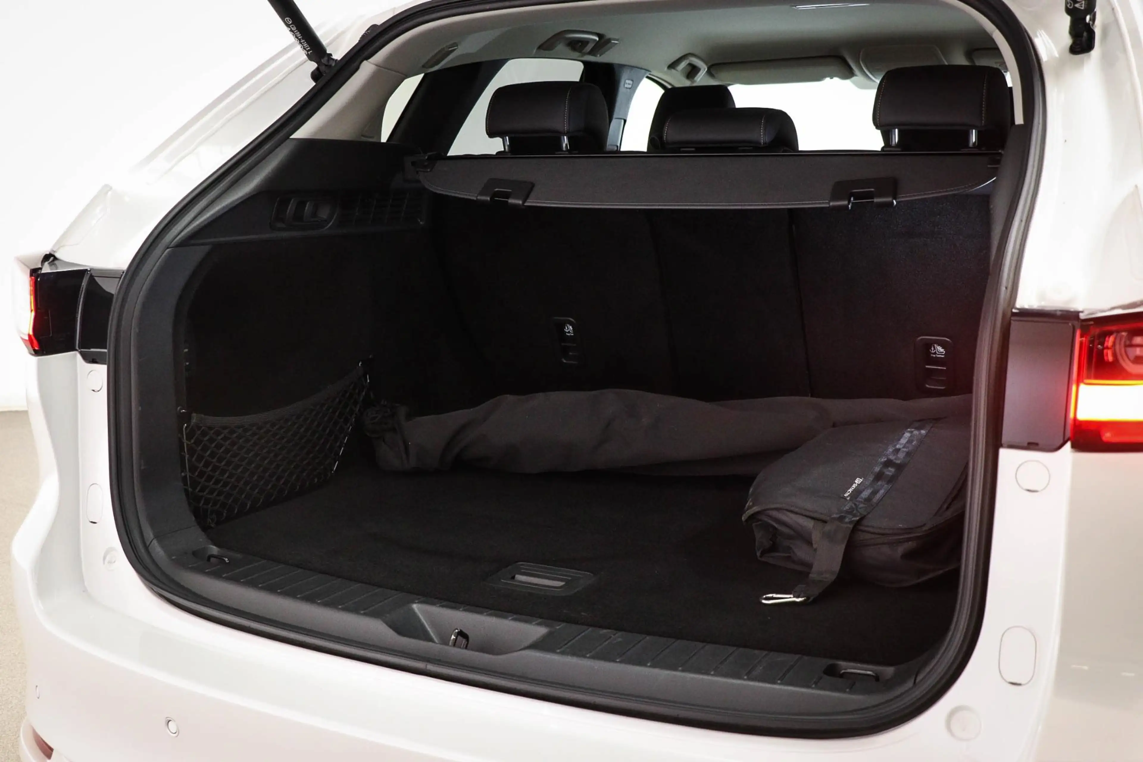 Mazda CX-60 2.5 e-SkyActiv PHEV Homura | SOH 93% | STOELVENTIL — photo 17
