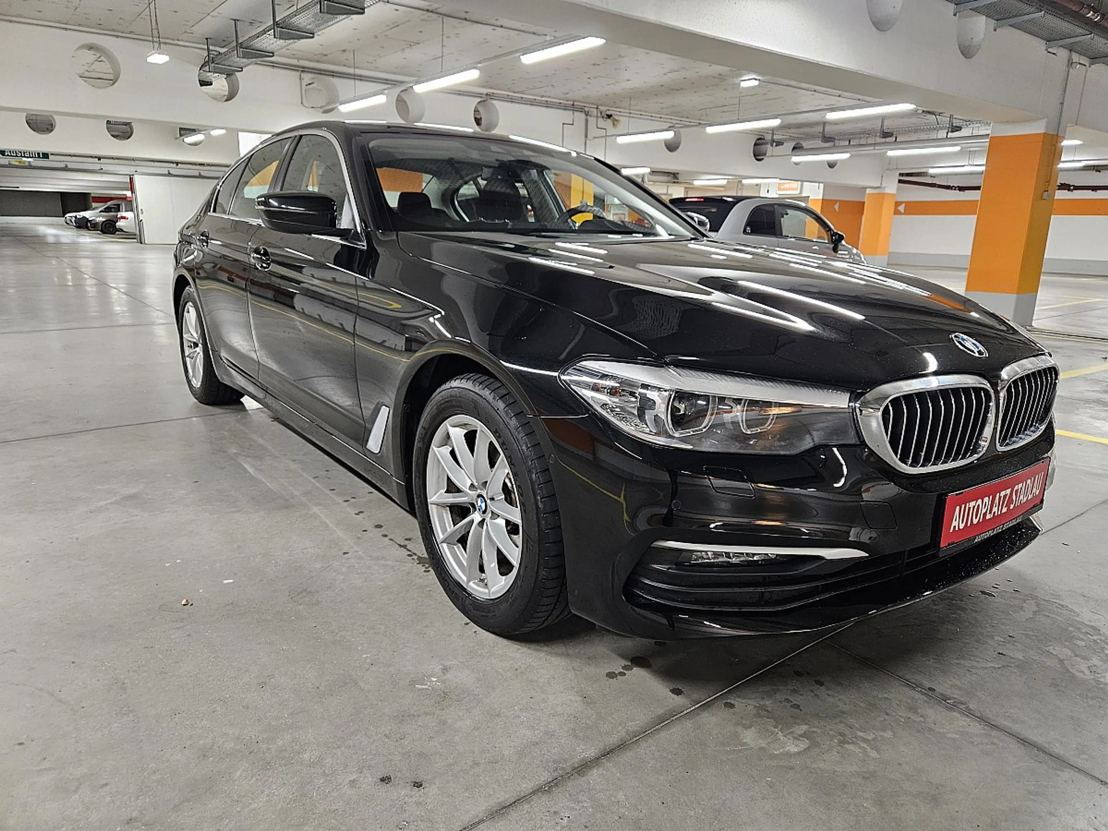 BMW 518 d Aut. — photo 2