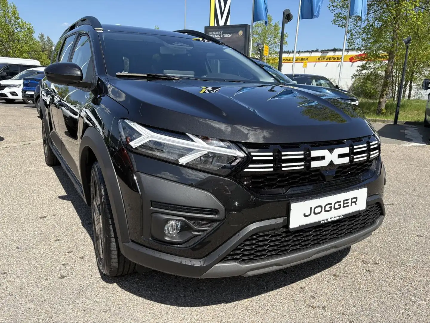 Dacia Jogger Expression TCe 110 7-Sitzer LED Klima Schwarz - 2