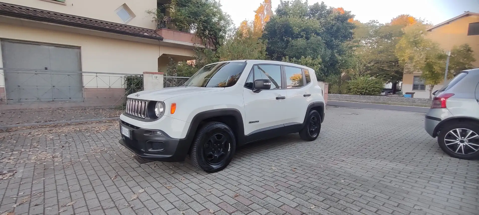 Jeep Renegade Renegade 1.6 e-torq evo Sport fwd 110cv Bianco - 1